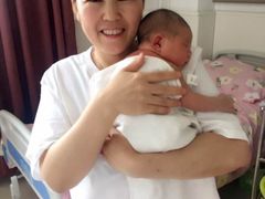 -爱月宝月嫂·育儿嫂(哈尔滨总店)