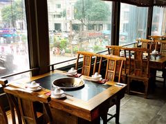 靠窗位-纸盐河码头火锅(十八梯店)