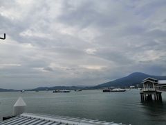 -巨鹰广场