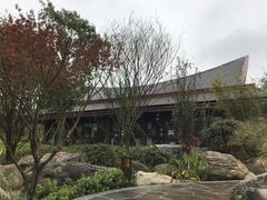 -七彩云南古滇温泉山庄