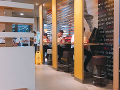 -麦当劳(海岸城店)
