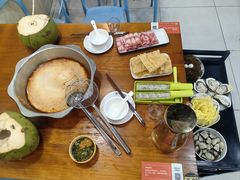 -老何家后安粉·糟粕醋海鲜火锅(三亚湾椰梦长廊店)