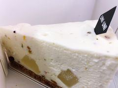 -UNI UNI(环亚凯瑟琳店)