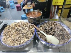 -文山荷鲜居(翠湖店)