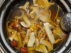 -野菌皇海景野生菌火锅(滨海大道店)
