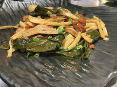 卤味素拼-嘎嘎鸭脑壳(蜀汉路店)