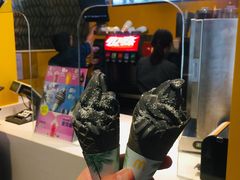 灰小耶花筒冰淇淋-麦当劳(皇岗路店)