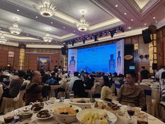 -凤凰楼酒家·粤宴点心(华强北店)