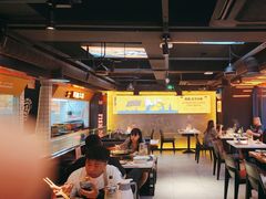 -鸣记脆皮烤鱼·海鲜烤鱼(三八广场店)