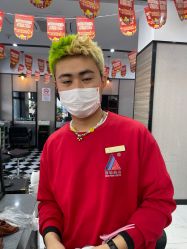 -顶峰美容美发