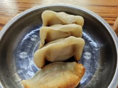 网红锅贴-锅贴大王南翔小笼(临沂二村店)