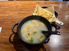 海胆馄饨-地二手作鱼汤馄饨(上街里店)