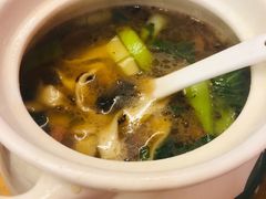 -德居源