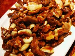 蒜爆羊肉-满堂春特色餐馆