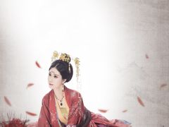 -九月鹰飞汉服摄影工作室