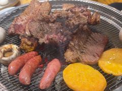 -青瓦餐厅·生鱼片·韩园烤肉(西塔店)