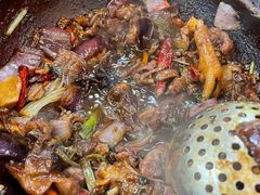 -胡须佬鸡煲四季火锅(龙珠大道店)