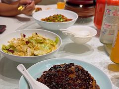 -阿瓦山寨·湘菜现炒·剁椒鱼头王(咸阳总店)