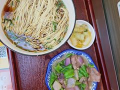 -百年老字号·观振兴蟹黄面·三虾面·苏式面(观前街富仁坊巷店)