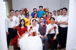 -予白婚纱礼服馆