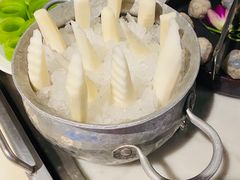 -尚尚仙·酸汤猪手·猪肚鸡火锅(华联万柳购物中心店)