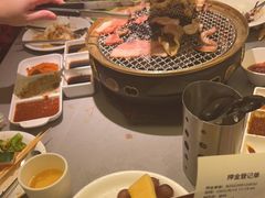 -山焱·炭火自助烤肉(周浦万达店)