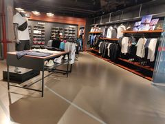 -耐克(恒隆广场店)