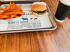 -FATBURGER 特富客汉堡(外交公寓店)