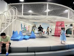 -MINI MARS KIDS CLUB亲子家庭中心(长宁天山店)