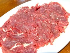 手切鲜牛上脑-大明铜锅·烤涮坊·烧烤(新开路店)