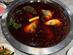 -忘情水鱼头·鲜鱼火锅(滨江中路店)