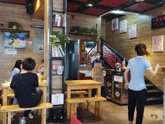 -管氏翅吧(护国寺店)