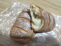 -沁屋面包店(人民东路店)