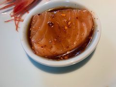 三文鱼沾辣椒粉-山葵家·创意料理(万象汇店)