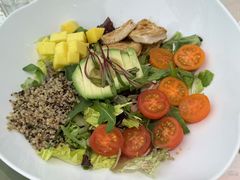 牛油果果蔬沙拉-大树餐厅(环球港店)