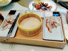 -梦都海鲜酒家(万达广场江桥店)