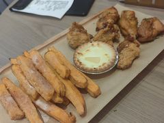 -必胜客(上海华谊新所店)