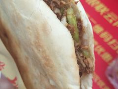 -黑色经典臭豆腐·湖南特产(步行街店)