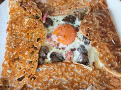 鸡蛋蘑菇熏肉荞麦可丽饼-RAC BAR(安福路店)