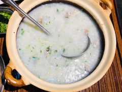 蚝皇粥-蚝堡海鲜·威海菜·海肠捞饭·烧烤·亚洲吃蚝公司(幸福门店)