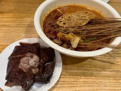 -嘉州叶婆婆钵钵鸡(建设路店)