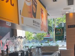 -麦当劳(七宝乐购店)