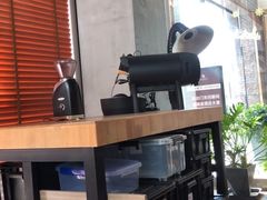 -LIN COFFEE CO(龙珠达店)