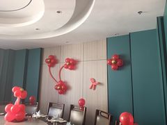 -百鸟朝凤宴会中心