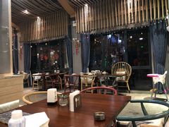 大堂-盐官日光域房车营地·有盐餐厅