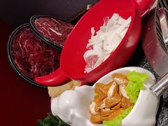 -醉董牛川派鲜肉自选火锅(烟台店)