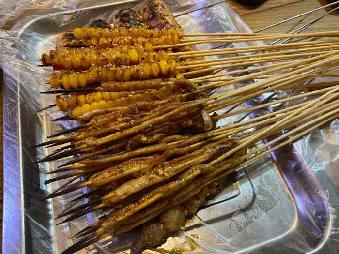 勃利地摊·勃立小串烧烤-"本来是打算去吃小海鲜的 正好路过这里 上.