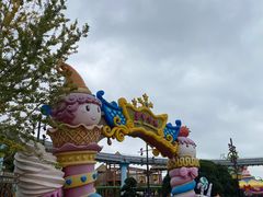 -七彩云南欢乐世界