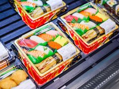 -七鲜超市(瑞虹天地太阳宫店)