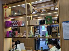 -霸王茶姬(南强街店)